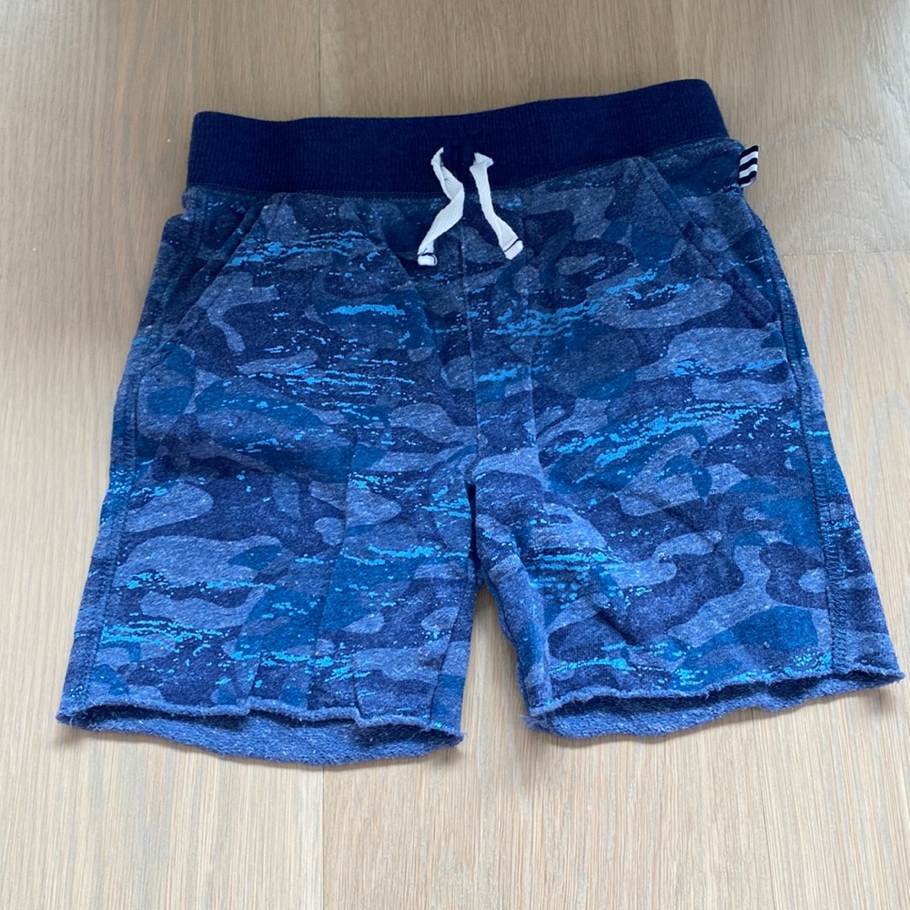 Splendid boys size 4-5 cotton shorts